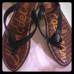 NIB size 8 Sam Edelman black leather sandals